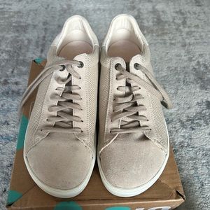 Birkenstock Bend Low Tan Fashion Sneaker EUR 41 Medium (D, M).